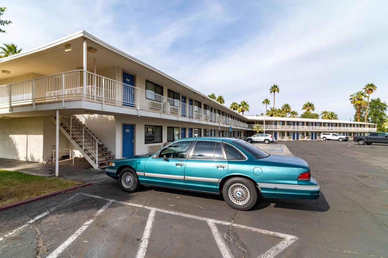 Motel 6-Palm Springs, Ca - East - Palm Canyon Extérieur photo