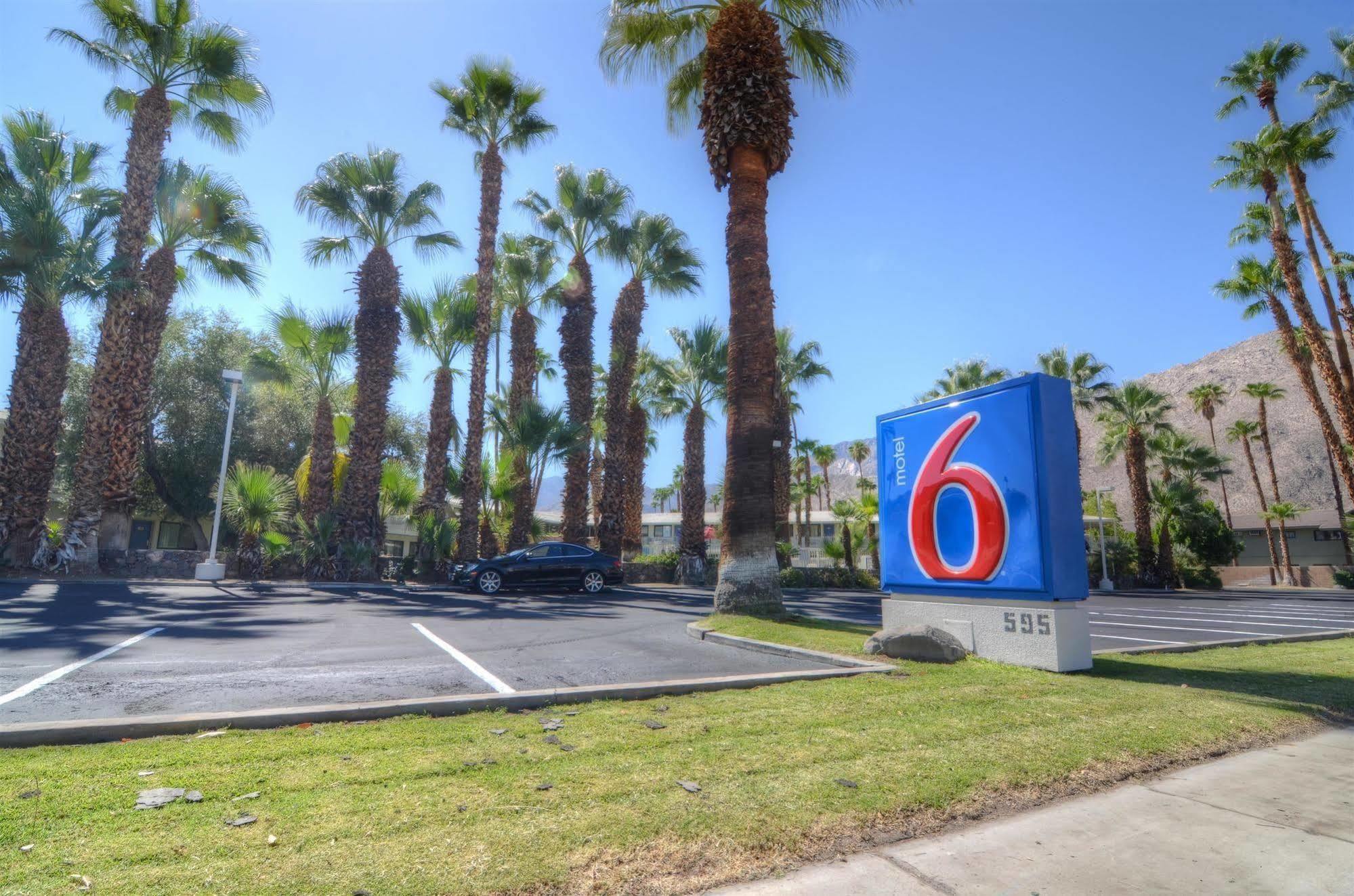 Motel 6-Palm Springs, Ca - East - Palm Canyon Extérieur photo